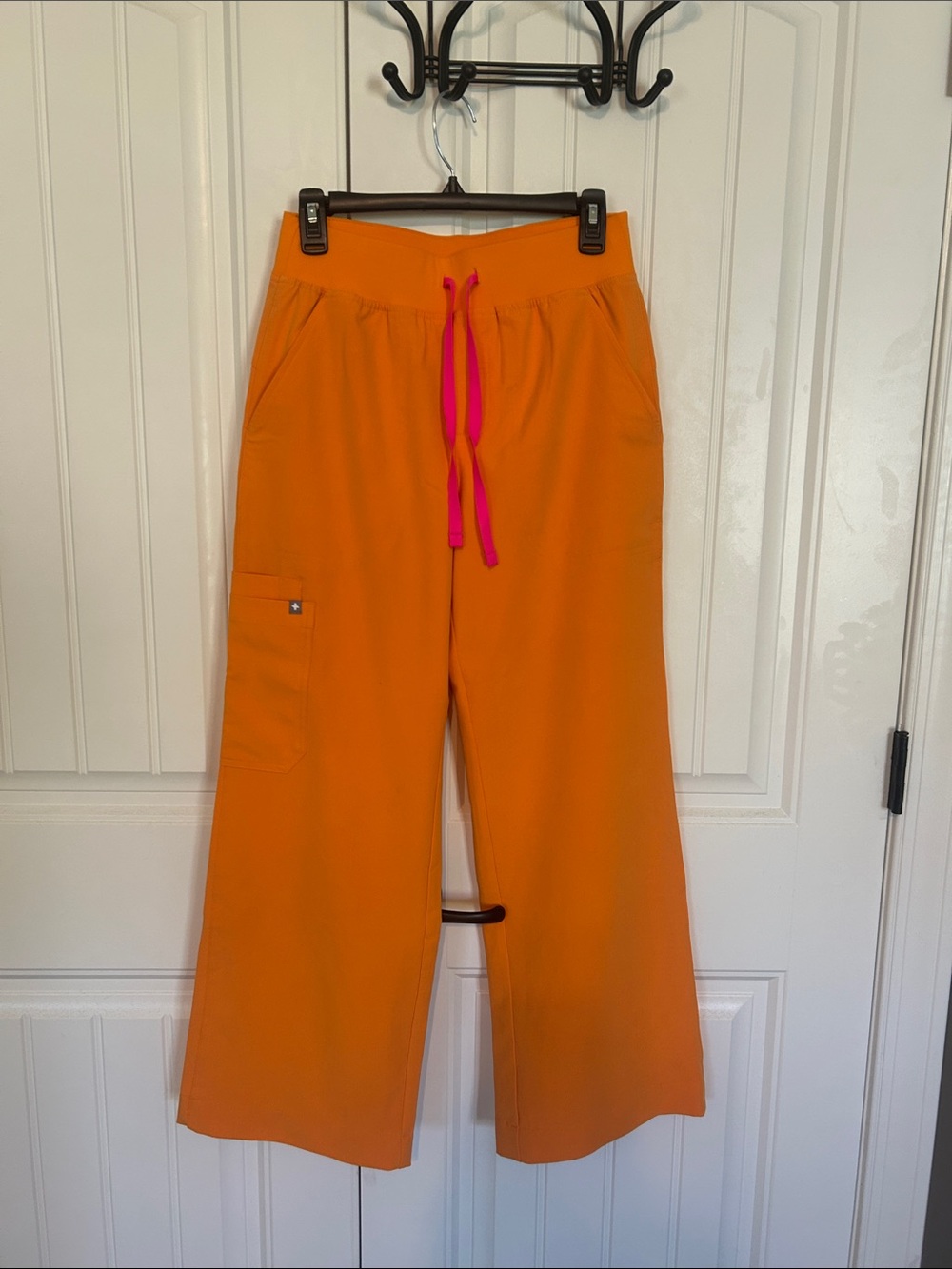 Figs creamsicle high rise Isabel  Wide-Leg Scrubs pants small petite EUC